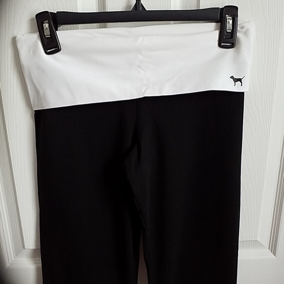 NIP VS Pink Flare Yoga Leggings Size Small - Picture 3 of 8